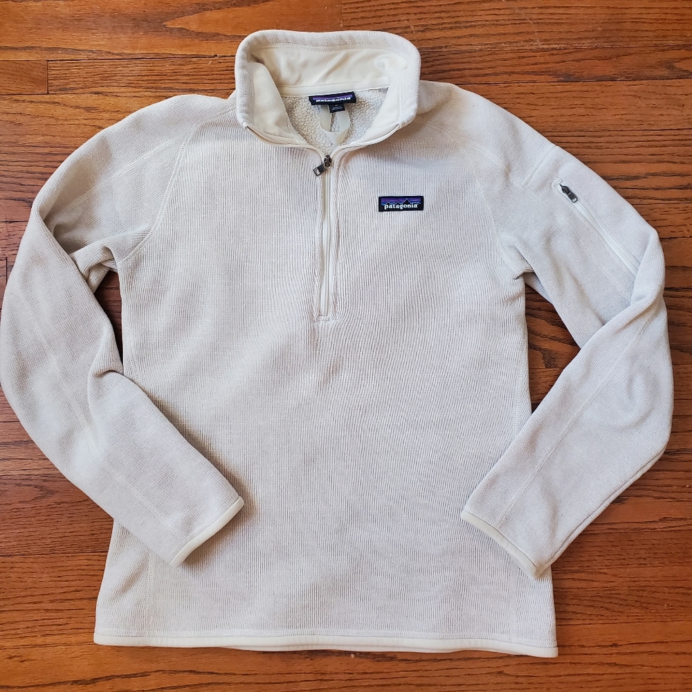 Patagonia Women's Better Sweater 1/4 Zip in an Oatmeal like color M